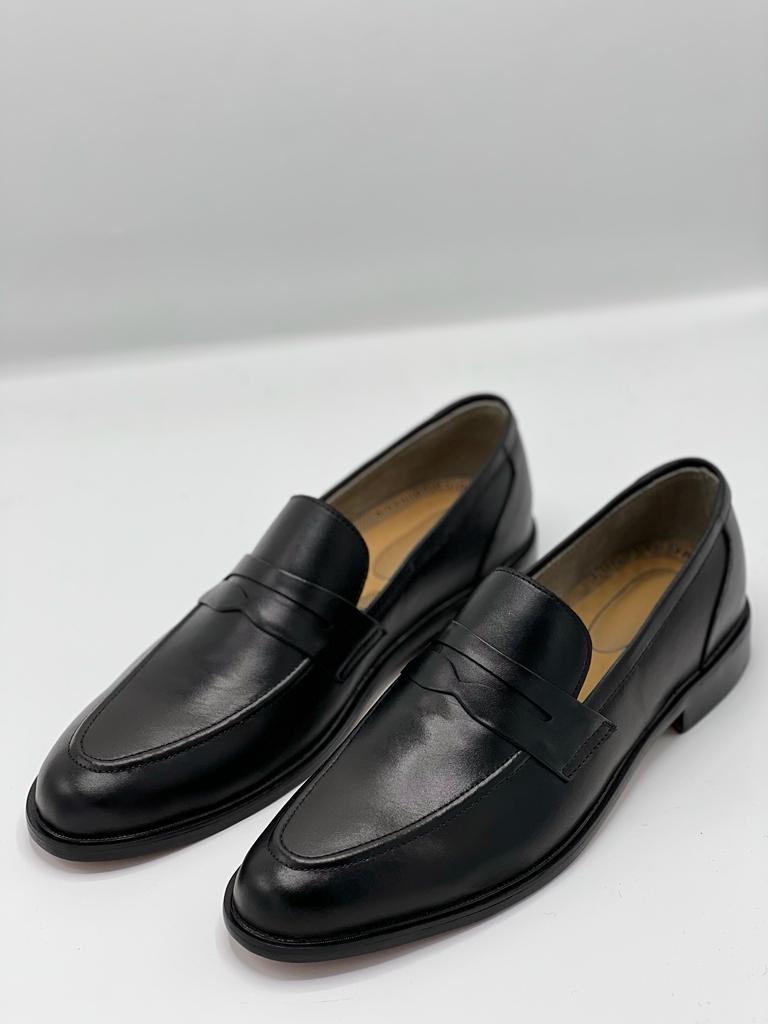 Plain black Handmade Leather shoes