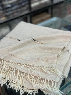 boski Handmade woolen shawl