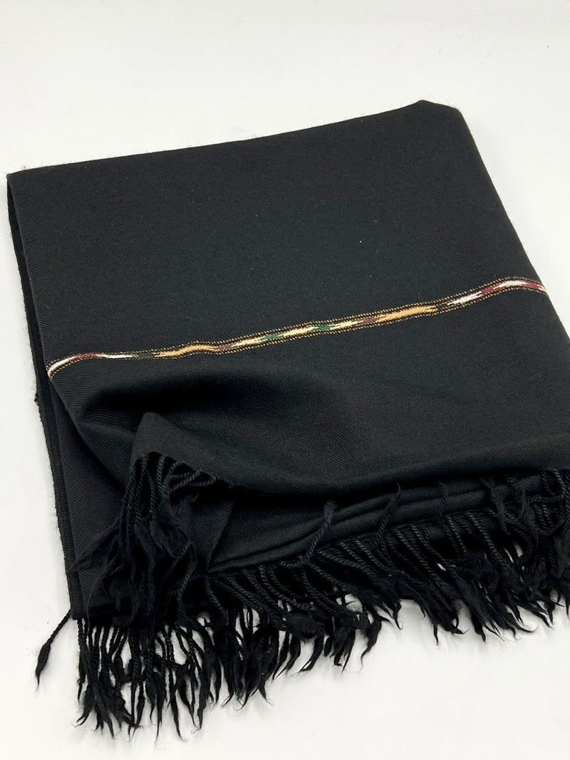 specaial blackl shawl  100 woolen and handmade