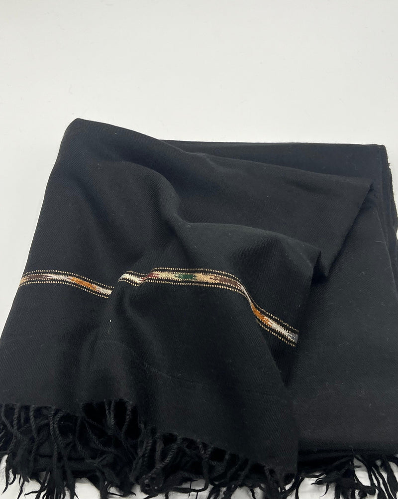 Sahidar black woolen shawl