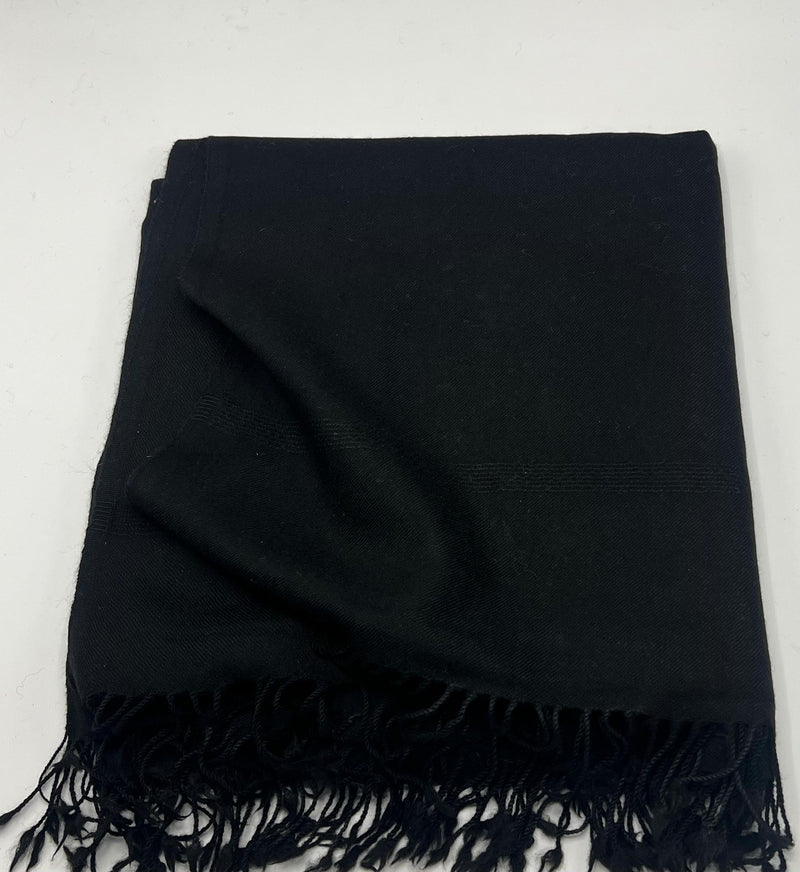 specaial plain blackl shawl  100 woolen and handmade